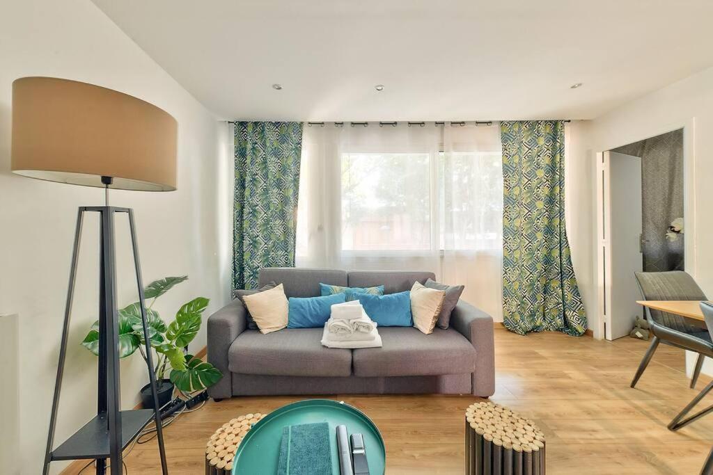 Cosy 2 Bedroom Flat 10Min To The Vieux Port マルセイユ エクステリア 写真